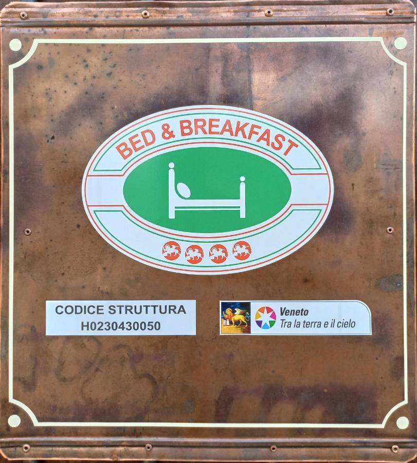 Le Zampolle B & B Cola  Luaran gambar