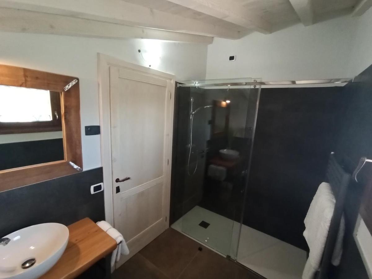Le Zampolle B & B Cola  Luaran gambar